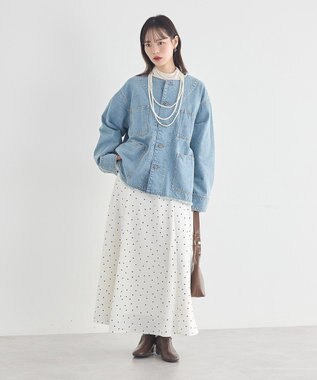 earth music&ecology サテンフレアスカート Ivory