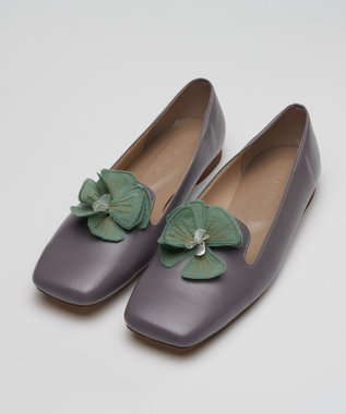 GUCCI スター柄×蜂モチーフ　刺繍 パンプス GUCCI スター柄×蜂モチーフ 刺繍 パンプス