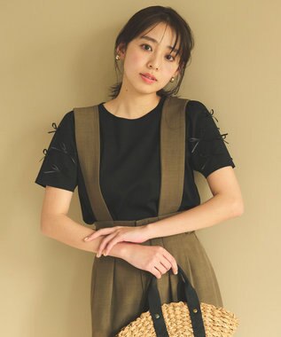 Feroux 【UVケア】ランダムリボンスリーブ Tシャツ ブラック系