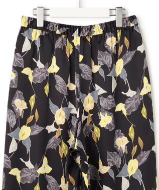 23区 【先行予約】カラーリリープリント ワイド パンツ ブラック系