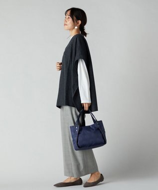 Y'SACCS ヒートエンボス ポルカドットトート Sサイズ ネイビー