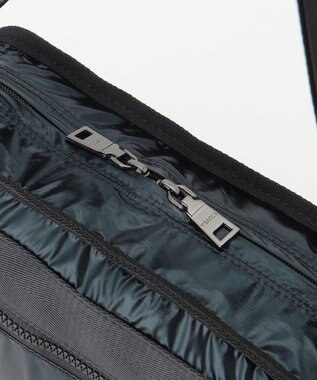 Y'SACCS 【Y’SACCS vous et】メタリックショルダー ブラック