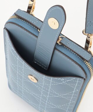 LA BAGAGERIE レザーステッチ　マルチポシェット ライトブルー