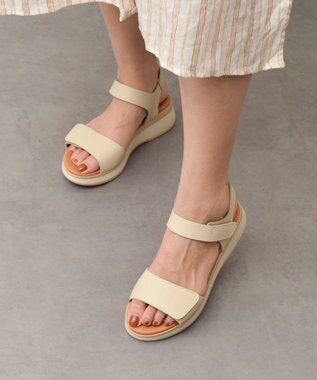INTER-CHAUSSURES 【Oh my Sandals】ベルクロローヒールサンダル アイボリー