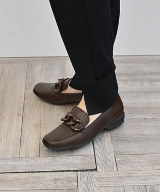 Pointer 【石岡真実さん着用】日本製 本革超軽量チェーンモチーフローファー ブラウン