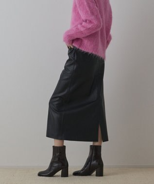 GRACE CONTINENTAL フェイクレザータイトスカート