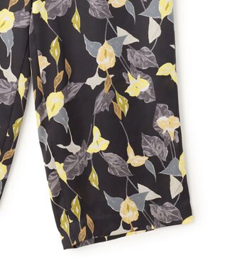 23区 【先行予約】カラーリリープリント ワイド パンツ ブラック系