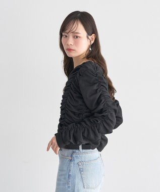 earth music&ecology フロントホックシャーリングトップス Black