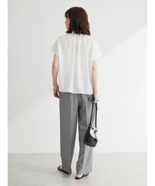 Green Parks ・ＥＬＥＮＣＡＲＥ　ＤＵＥ　イロイロ釦ドルマンブラウス Off White