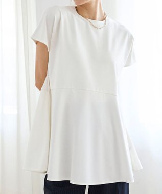 UNFILO L BEAUTY FORM ペプラムＴシャツ ホワイト