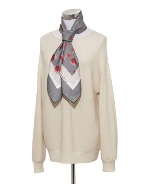 MOONBAT FURLA(フルラ)シルクツイル 水彩フラワー スカーフ 88cm×88cm ダークグレー