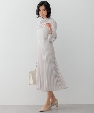 23区 【洗える】クリスタルアムンゼン ワンピース ベージュ系