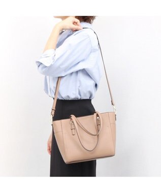 UNBILLION 【テレビ ドラマ着用アイテム】カシュカシュ cachecache / 横型金具ポイント2wayトートバッグ