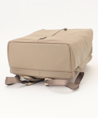 Y'SACCS 【MADE IN JAPAN】　WELLBA　人間工学バックパック　Sサイズ グレージュ