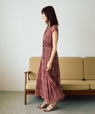 YECCA VECCA チェック柄ボウタイプリーツワンピース Bordeaux