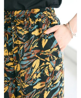 CRAFT STANDARD BOUTIQUE レーヨン柄プリントワイドパンツ Mustard