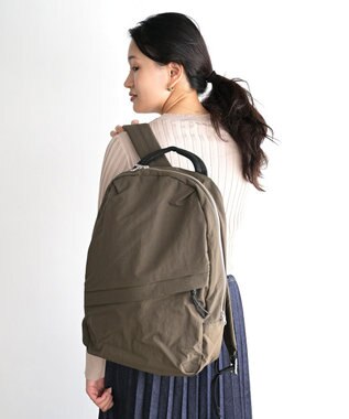 NIZYU KANO LIGHT NYLONリュック Mサイズ モカブラウン