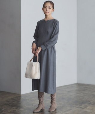 組曲 ウールジョーゼット スリットネックワンピース グレー系