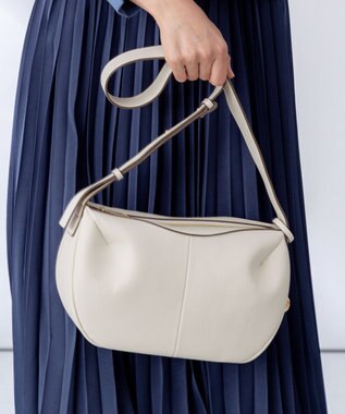 組曲 ハーフムーンショルダー バッグ アイボリー系