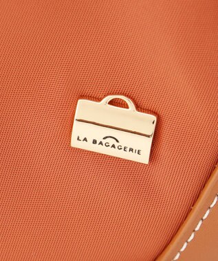 LA BAGAGERIE ひねり金具付きエレガンストート　Mサイズ レンガブラウン