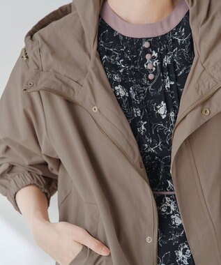 Tiaclasse L 撥水ドロストマウンテンパーカー モカ