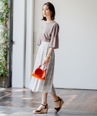 組曲 【汗ジミ防止・撥水】GIZAプレーティング天竺 袖フレア Tシャツ ブラウン系