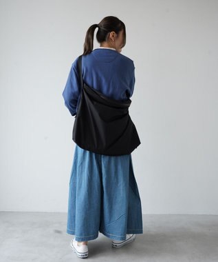 LIVERAL 【大容量】UKIE メッセンジャーバッグ Super water repellent