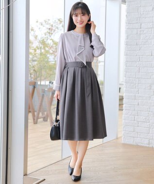 Tiaclasse L 【2WAY・新色追加】取り外し可能な​配色パイピングボウタイブラウス グレー×オフホワイト