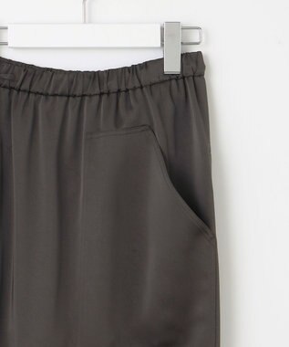 23区 【GLOW8月号掲載/洗える】スムースサテン パラシュートパンツ ダークブラウン系