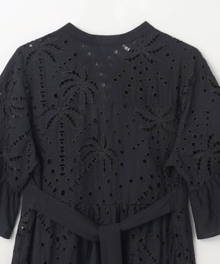 GRACE CONTINENTAL ヤシ柄カットワークワンピース ブラック