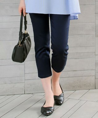  アンクルテーパードパンツ