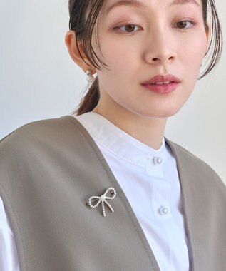 Phoebe リボンパールビジューブローチ　シルバー シルバー