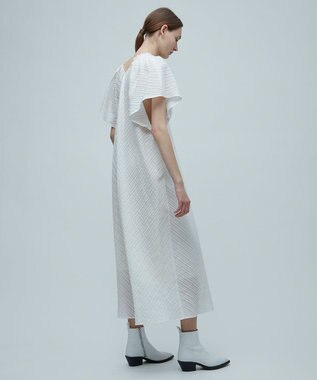 BEIGE， VIVIENNE / Vネックワンピース Ecru