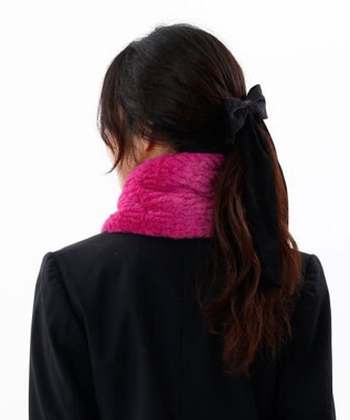 AURORA 【 ANNA SUI（アナ スイ）】バタフライエコファー差込マフラー(WASH) フューシャピンク