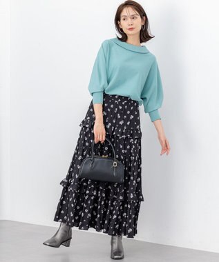 組曲 S 【加藤ローサさん着用 / 前後着用可】スムースストレッチロールネック ニット スモーキーグリーン系