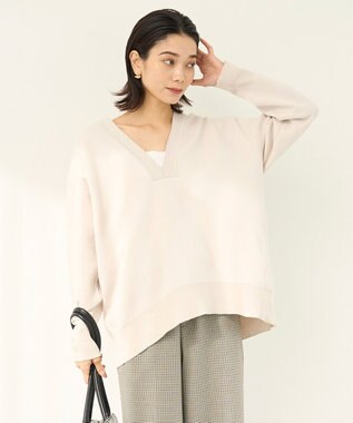 UNFILO スポンジニット ディープネック グレージュ