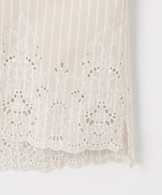 自由区 L エンブロイダリーブロードバンドカラー ブラウス フラックス×オフ