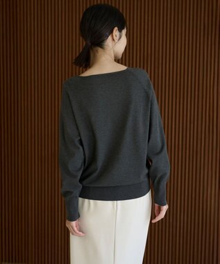 UNFILO マイビューティニット スクエアネック チャコール