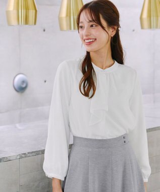 Tiaclasse 【洗える・スマート裏起毛】ジョーゼットフリルブラウス オフホワイト