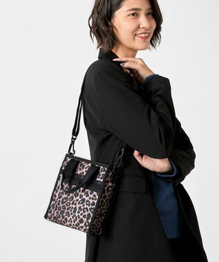 LARGE ARIA CROSSBODY/トーニーレオパード / LeSportsac