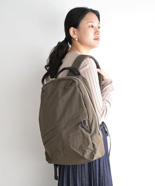 NIZYU KANO LIGHT NYLONリュック Mサイズ モカブラウン