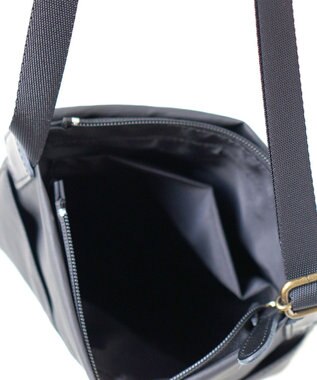 FOLNA RD グリンザ・コーデュラナイロンショルダーバッグ ブラック