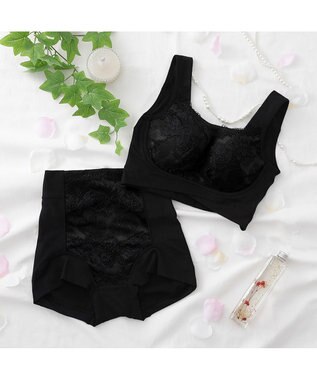 BRADELIS New York 【BRADELIS NewYork peace】ハートのキャッチャーカップで格上げフィットブラ23 ノンワイヤーでラクなのにしっかり美胸シルエット ブラック