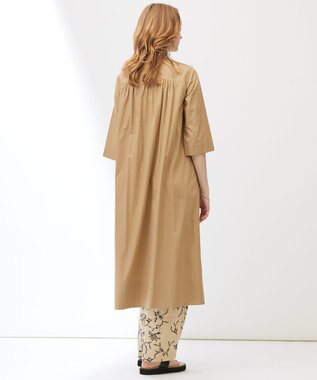 23区 【Indian Factory】コットンポプリン タックディテール シャツワンピース サンドベージュ
