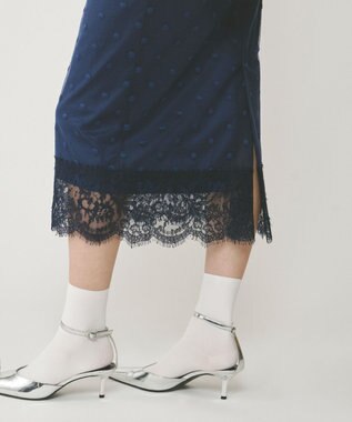 GRACE CONTINENTAL ドットチュールタイトスカート ブルー