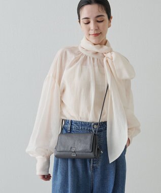 IACUCCI アバ ウォレットショルダー CERVO チャコールグレー