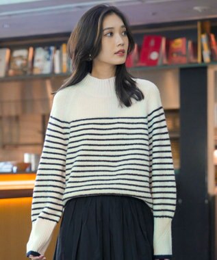 ANY SIS L ハイネックAir ニット アイボリー×ネイビー