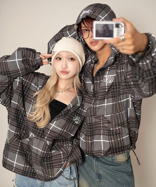 WEGO 【ユニセックス着用ITEM/MLサイズ展開】チェックロゴフードブルゾン ブラックその他