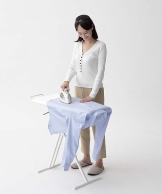 tower 軽量スタンド式アイロン台 タワー ホワイト ホワイト