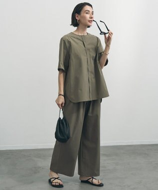 UNFILO 【セットアップ着用可】FINE MOVE ブラウス カーキ